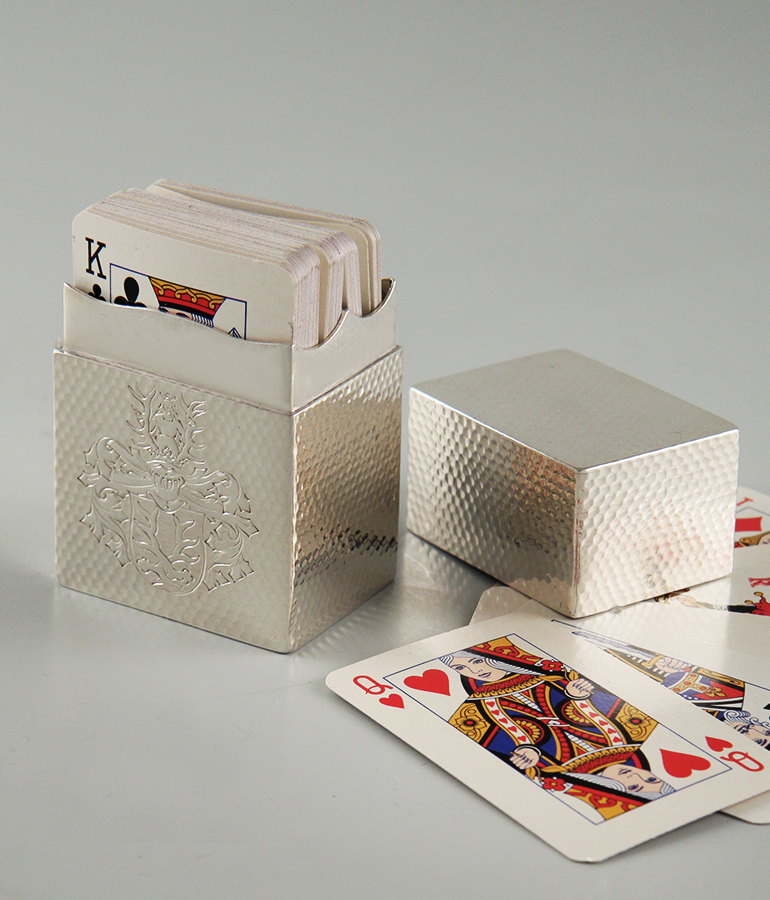 Kartenetui mit Wappen detail1