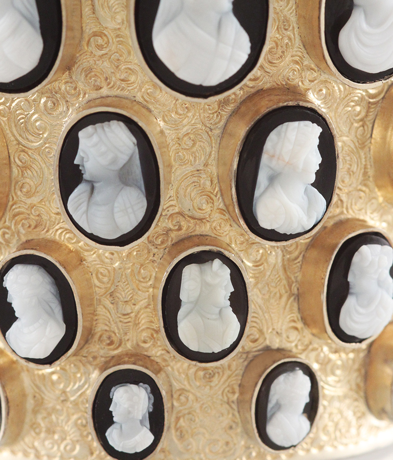 Becher Kamee detail4