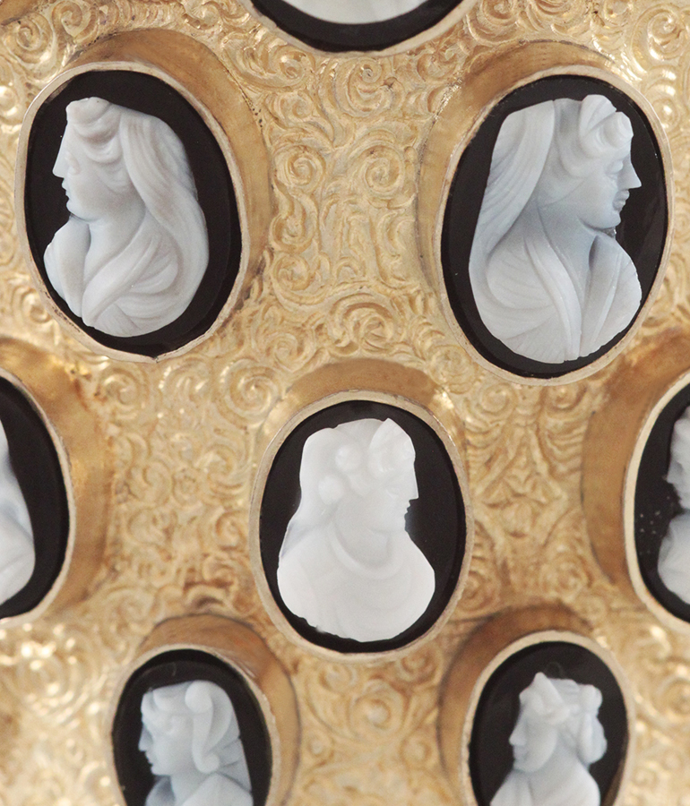 Becher Kamee detail6a