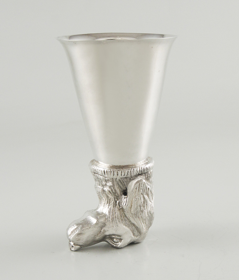 Sturzbecher Hund versilbert detail1