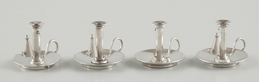 4 Miniaturleuchter 2